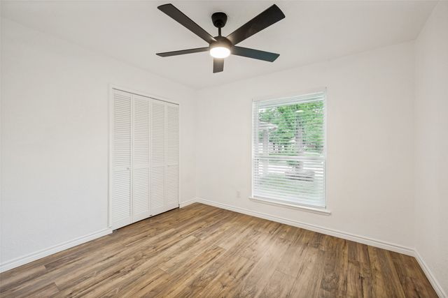 625 Kingston Drive, Grand Prairie, TX 75051