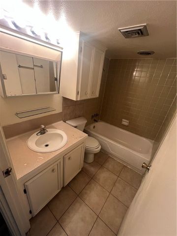 3030 Santa Fe St 5, Corpus Christi, TX 78404