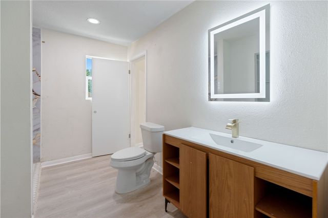 321 Clearview Dr, Corpus Christi, TX 78418
