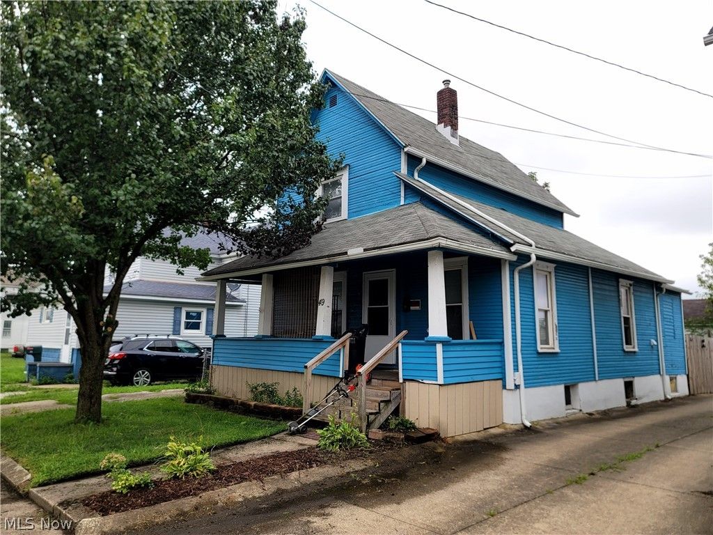49 15th Street NW, Barberton, OH 44203