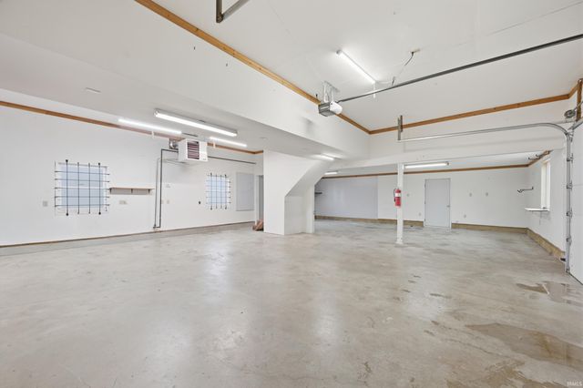 6800 S Walnut Street, Muncie, IN 47302