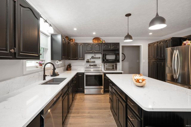 6800 S Walnut Street, Muncie, IN 47302