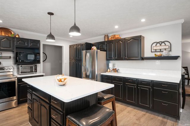 6800 S Walnut Street, Muncie, IN 47302