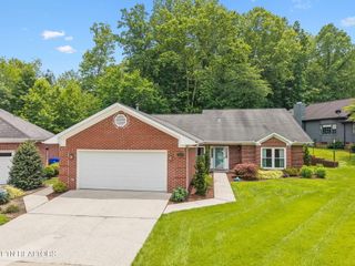 14 Bellhaven Lane, Oak Ridge, TN 37830