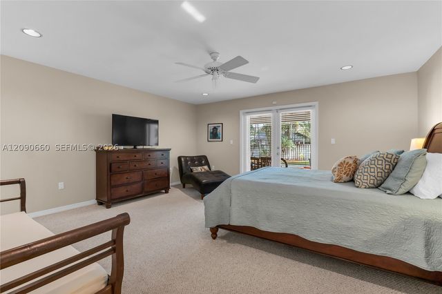 7915 SW 155th St, Palmetto Bay, FL 33157