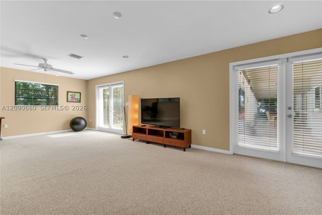7915 SW 155th St, Palmetto Bay, FL 33157