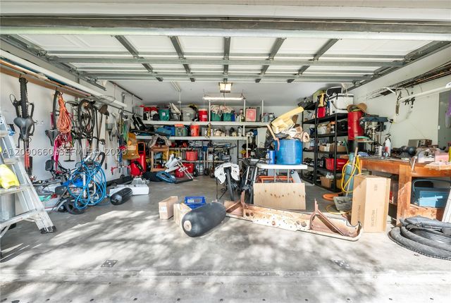 7915 SW 155th St, Palmetto Bay, FL 33157