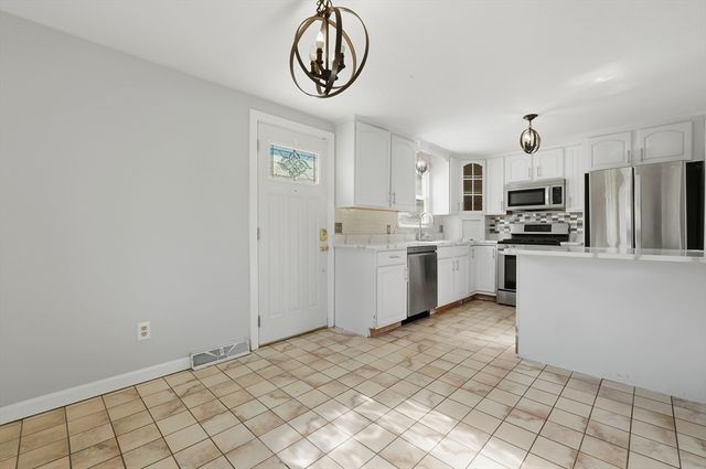 22 Hayward Ave, Brockton, MA 02301