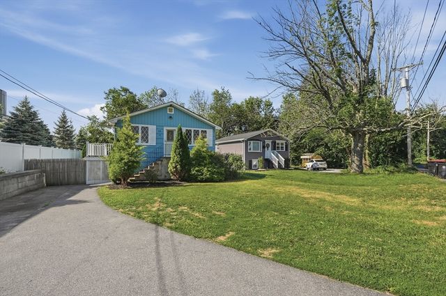 22 Hayward Ave, Brockton, MA 02301