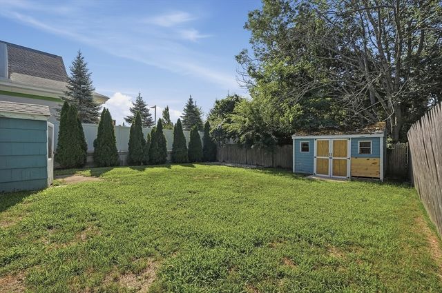 22 Hayward Ave, Brockton, MA 02301