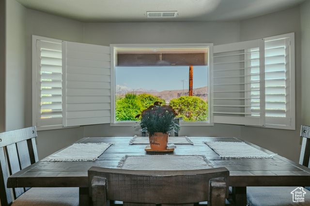 968 N 300 W, Hurricane, UT 84737