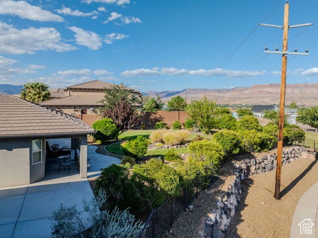 968 N 300 W, Hurricane, UT 84737