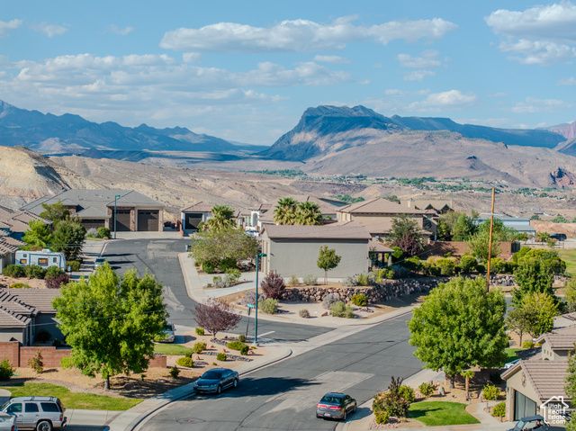 968 N 300 W, Hurricane, UT 84737