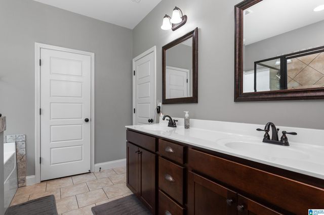 4162 GARDENIA LANE, Moody, AL 35004