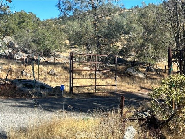 28923 Highway 41, Coarsegold, CA 93614