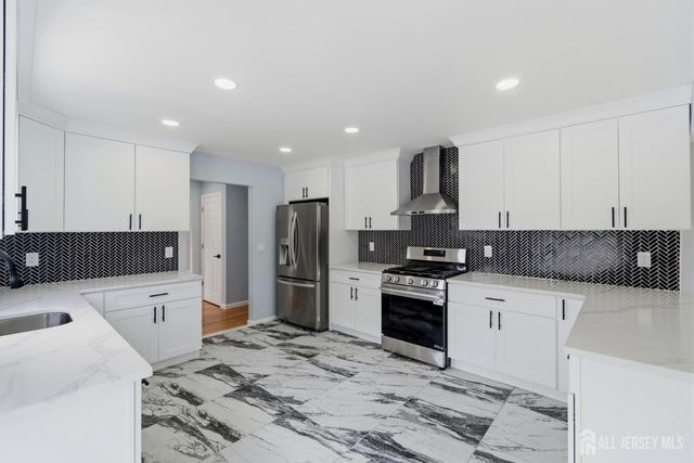 22 Edward Street, East Brunswick, NJ 08816