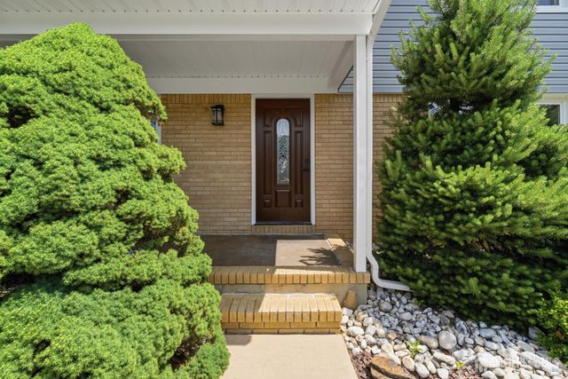 22 Edward Street, East Brunswick, NJ 08816