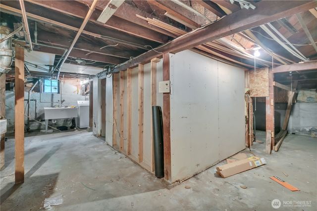 4319 SW Mills Street, Seattle, WA 98136