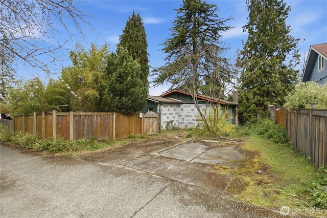 4319 SW Mills Street, Seattle, WA 98136