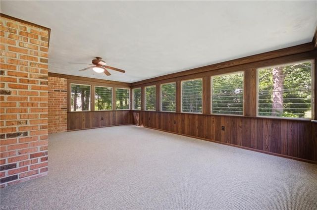 524 Margaret DR, Chesapeake, VA 23322