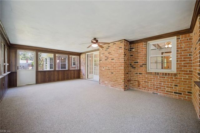 524 Margaret DR, Chesapeake, VA 23322