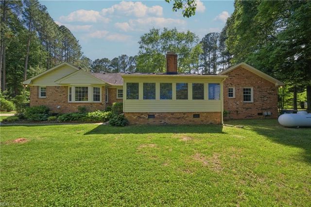 524 Margaret DR, Chesapeake, VA 23322