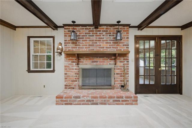 524 Margaret DR, Chesapeake, VA 23322