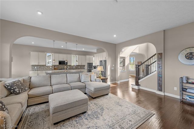 36136 W Shore Pky, North Ridgeville, OH 44039