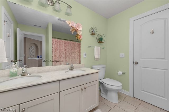 36136 W Shore Pky, North Ridgeville, OH 44039