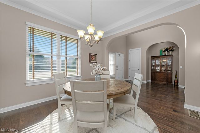 36136 W Shore Pky, North Ridgeville, OH 44039