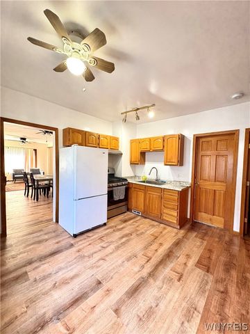 35 Parkridge Avenue, Buffalo, NY 14215