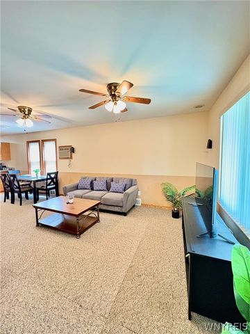 35 Parkridge Avenue, Buffalo, NY 14215