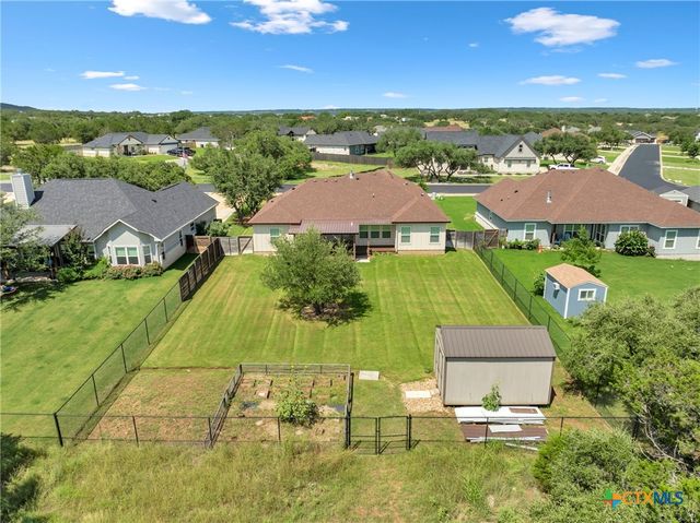 208 Rachel Loop, Burnet, TX 78611