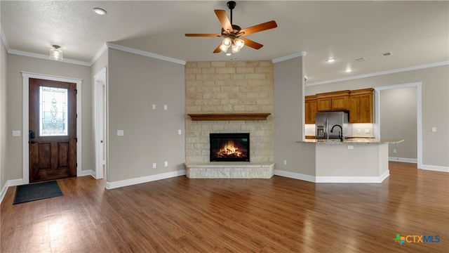 208 Rachel Loop, Burnet, TX 78611