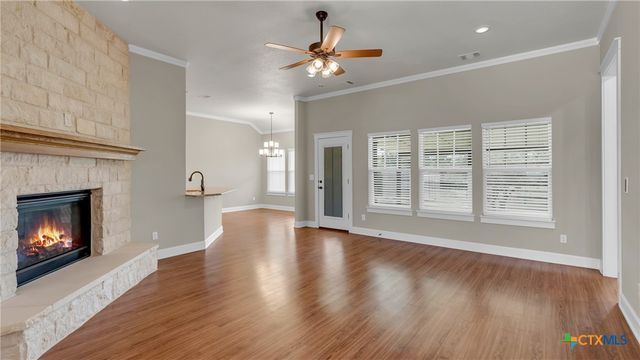 208 Rachel Loop, Burnet, TX 78611