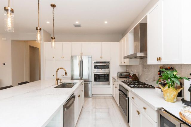 8606 Tower Bridge Court, Boca Raton, FL 33496