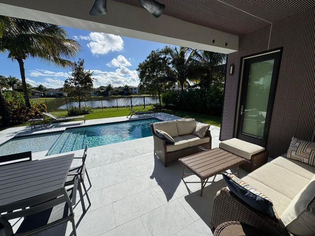8606 Tower Bridge Court, Boca Raton, FL 33496