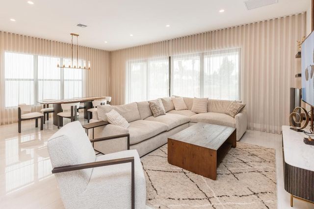 8606 Tower Bridge Court, Boca Raton, FL 33496