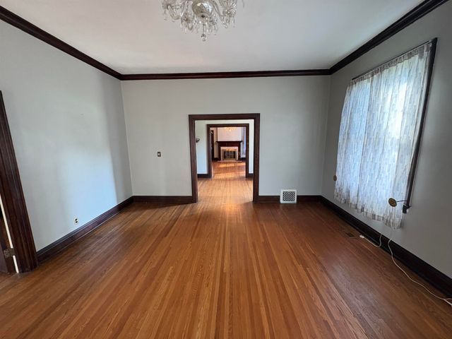 2646 3rd Ave, Huntington, WV 25702