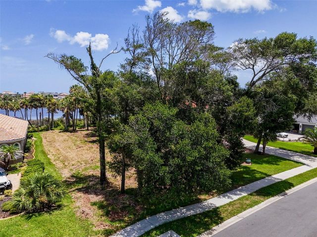 81 S RIVERWALK DRIVE, Palm Coast, FL 32137