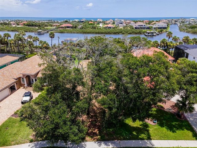 81 S RIVERWALK DRIVE, Palm Coast, FL 32137
