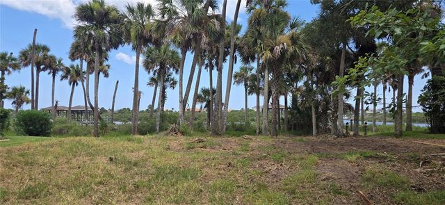 81 S RIVERWALK DRIVE, Palm Coast, FL 32137