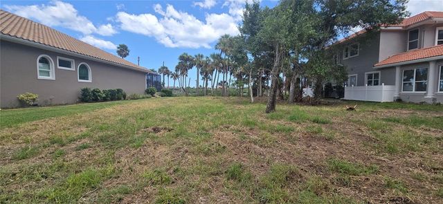 81 S RIVERWALK DRIVE, Palm Coast, FL 32137