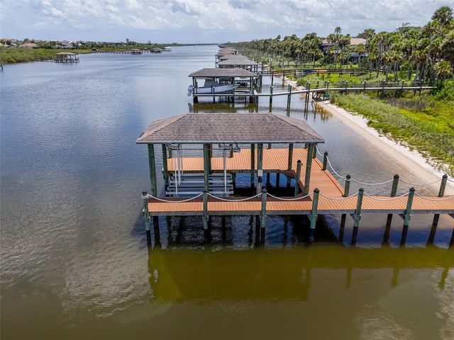 81 S RIVERWALK DRIVE, Palm Coast, FL 32137