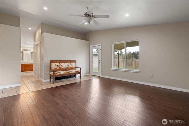 6408 366th Street Ct E, Eatonville, WA 98328