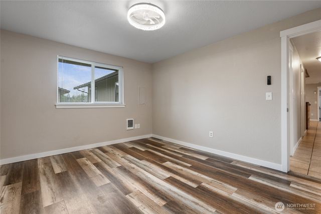 6408 366th Street Ct E, Eatonville, WA 98328