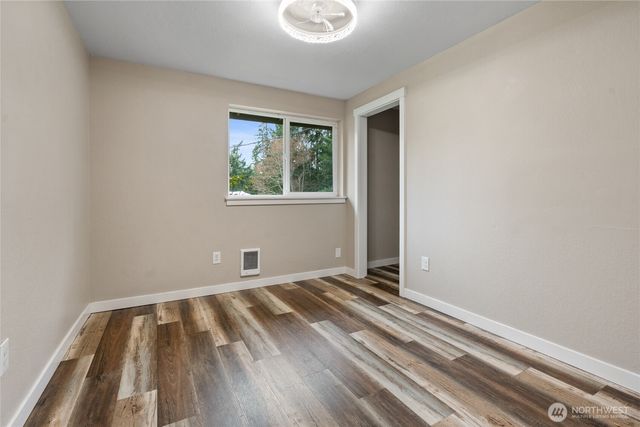 6408 366th Street Ct E, Eatonville, WA 98328