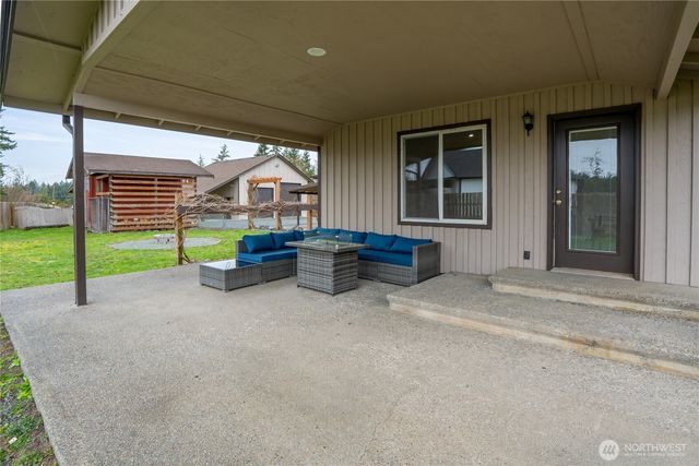 6408 366th Street Ct E, Eatonville, WA 98328