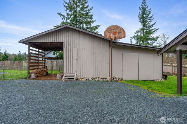 6408 366th Street Ct E, Eatonville, WA 98328