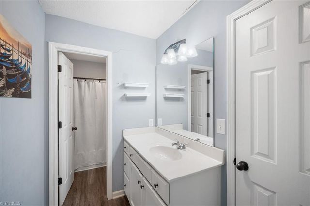 80 Meadowdale Drive, Denton, NC 27239